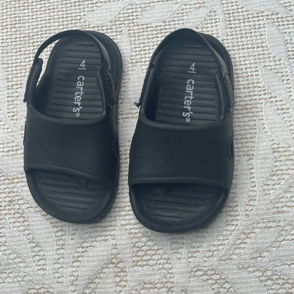 Carter's toddler Black Kids Sandals Water Shoes 4